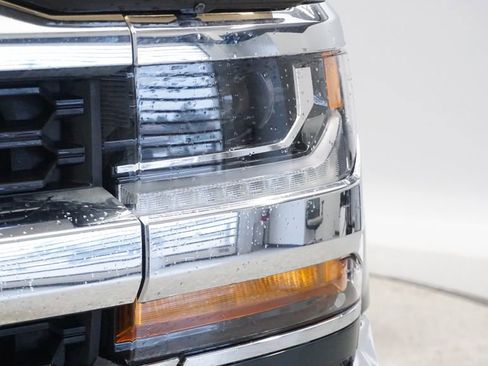 Used 2017 Chevrolet Silverado 1500 LT w/ All Star Edition image 12