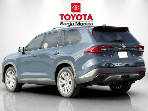 New 2026 Toyota Grand Highlander AWD Hybrid image 5