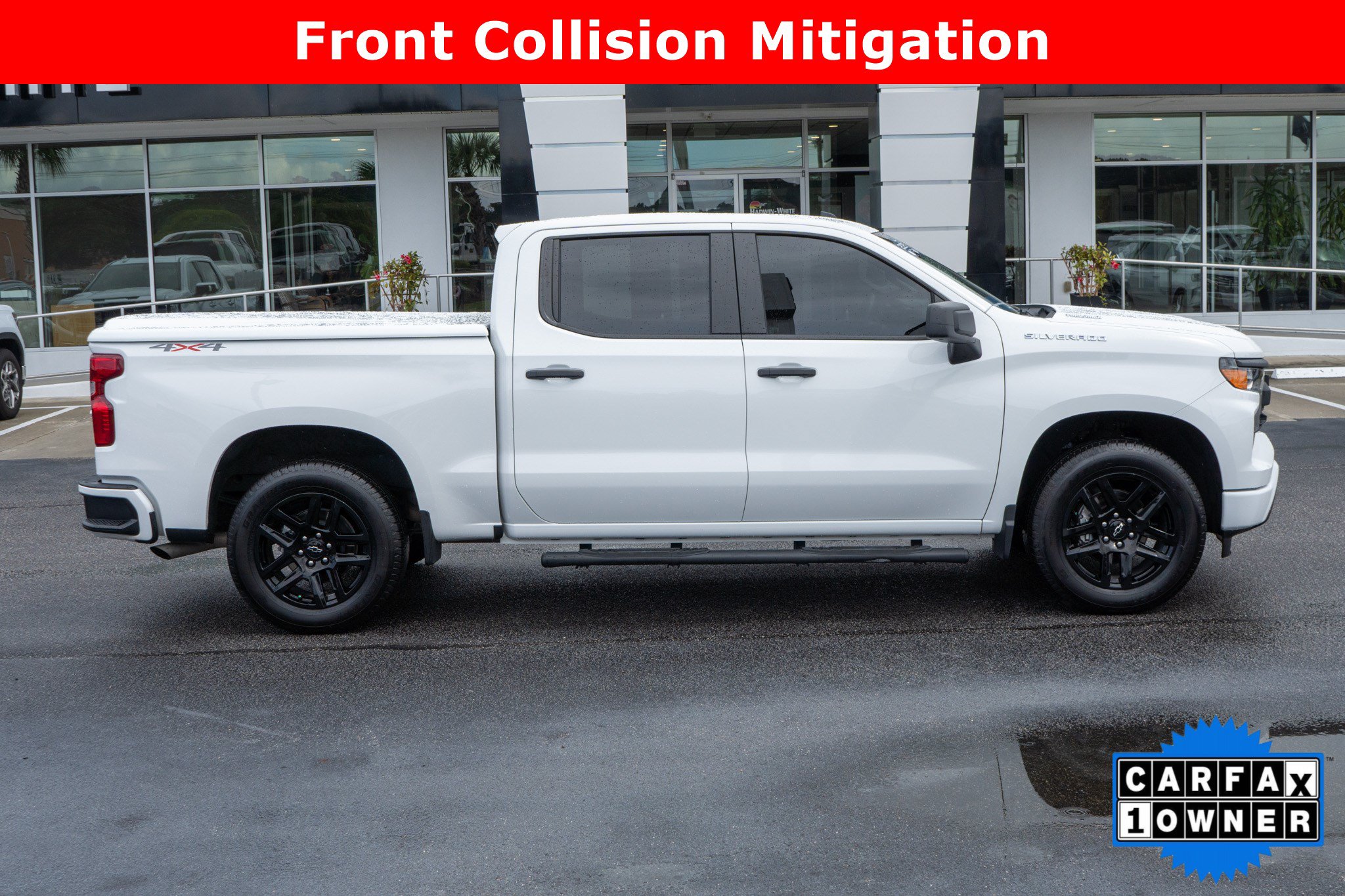 Used 2025 Chevrolet Silverado 1500 Custom AWD/4WD image 2