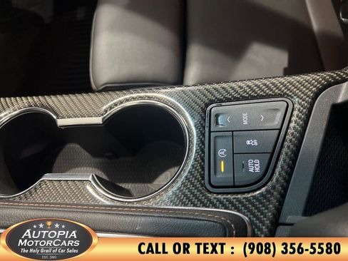 Used 2022 Cadillac CT4 V RWD image 40