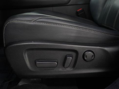 Used 2018 Lexus RX 450h AWD w/ Premium Package image 30