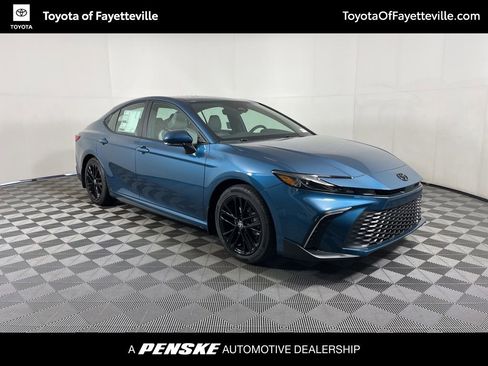 New 2026 Toyota Camry SE FWD image 6