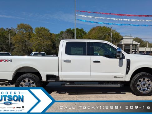 New 2026 Ford F250 Lariat w/ Lariat Premium Package image 5