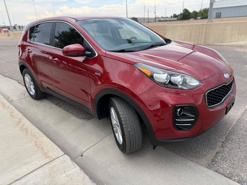 Used 2019 Kia Sportage LX AWD/4WD image 5