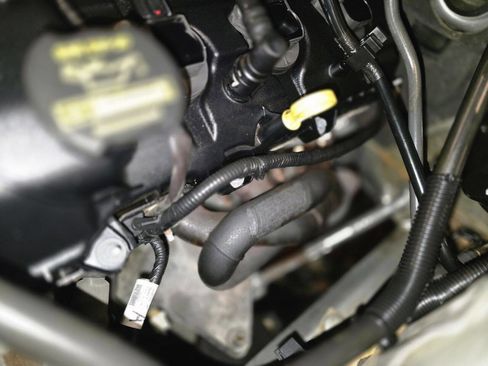 Used 2011 Ford Mustang Coupe w/ 101A Rapid Spec Order Code image 16