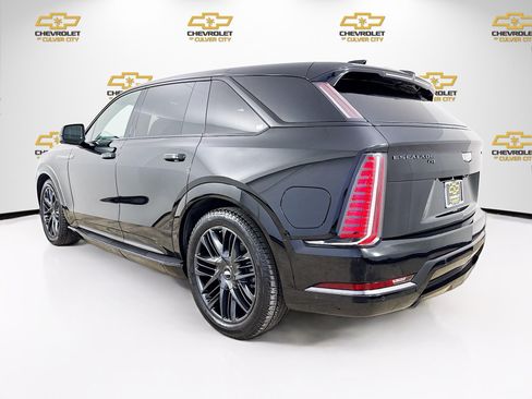 Used 2025 Cadillac Escalade IQ Sport 2 AWD/4WD image 6