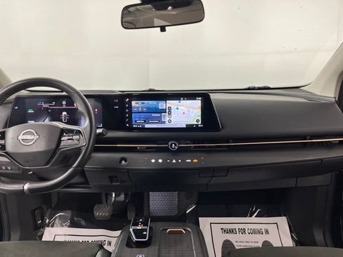 Used 2023 Nissan Ariya FWD image 38