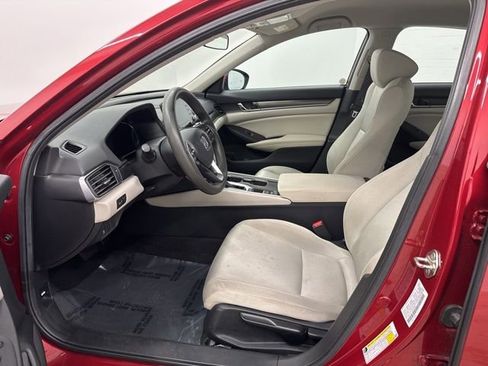 Used 2019 Honda Accord LX image 13