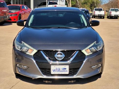 Used 2018 Nissan Maxima 3.5 S image 2