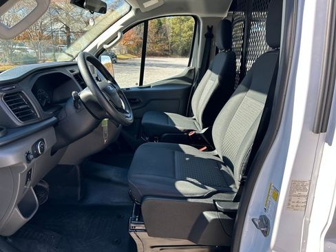Used 2024 Ford Transit 250 Low Roof w/ Exterior Upgrade Package image 11