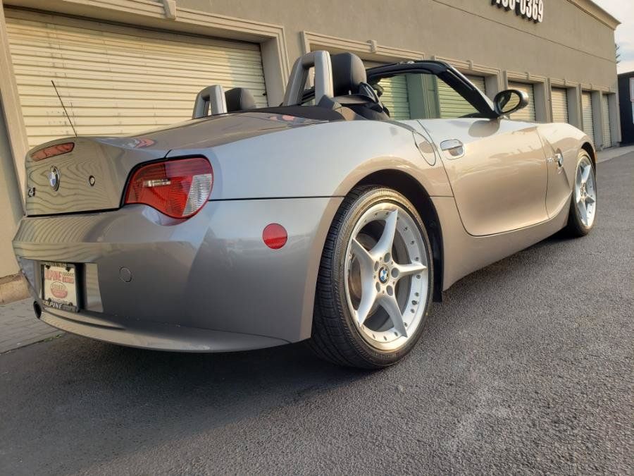 Used 2008 BMW Z4 3.0si RWD image 39