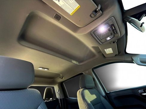 Used 2022 Chevrolet Silverado 1500 LT Trail Boss w/ Bed Protection Package image 23