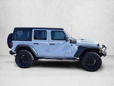 Used 2018 Jeep Wrangler Unlimited Sport S image 4