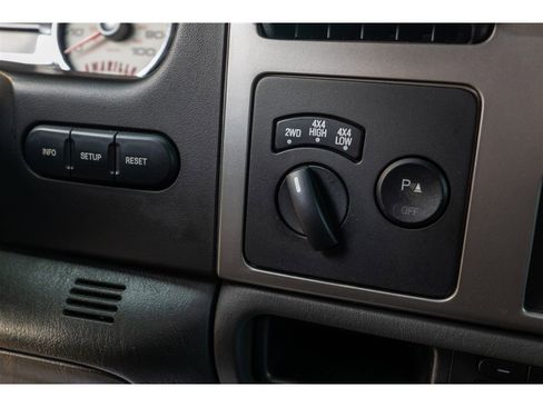 Used 2006 Ford F350 4x4 Crew Cab Super Duty image 29