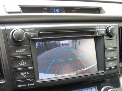 Used 2013 Toyota RAV4 XLE image 29