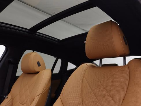 New 2026 BMW X6 xDrive40i image 12