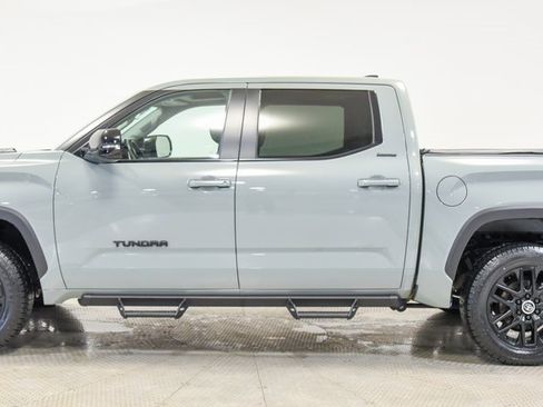 Used 2024 Toyota Tundra Limited image 5