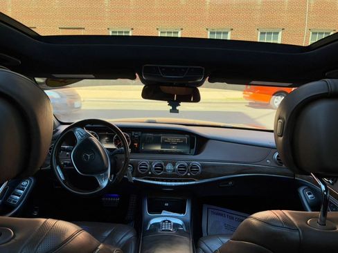 Used 2014 Mercedes-Benz S 550 Sedan image 17