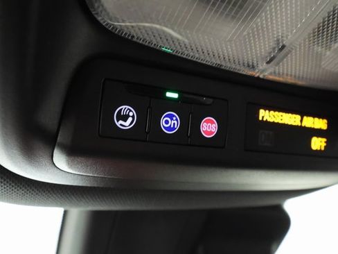 Used 2022 Chevrolet TrailBlazer ACTIV w/ Technology Package image 15