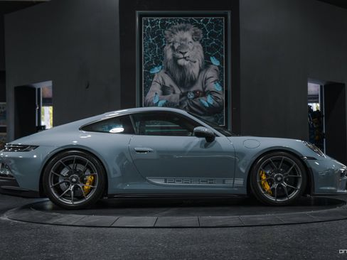 Used 2023 Porsche 911 GT3 RWD image 16