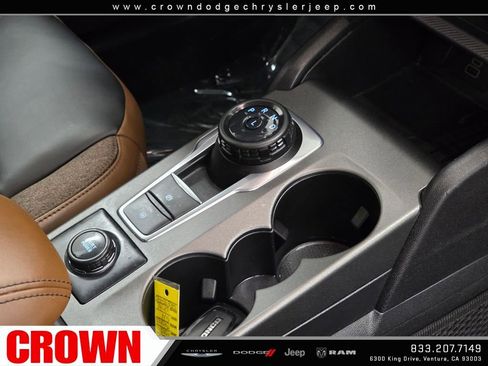 Used 2025 Ford Bronco Sport Outer Banks image 11