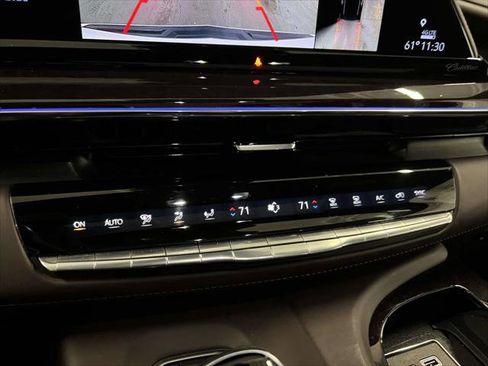 Used 2023 Cadillac Escalade Sport Platinum image 30