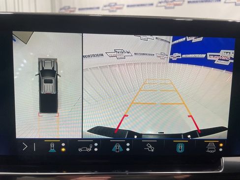 Used 2025 Chevrolet Silverado 2500 LTZ w/ LTZ Plus Package image 33