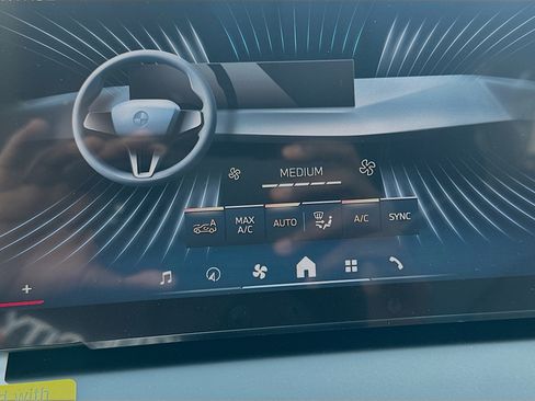 New 2025 BMW X3 xDrive30i w/ M Sport Package image 13