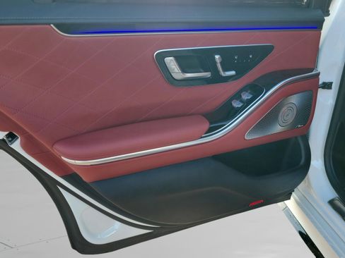 Used 2022 Mercedes-Benz S 580 S 580 image 12