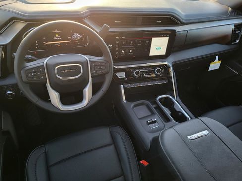 New 2026 GMC Sierra 2500 Denali w/ Denali Reserve Package image 5