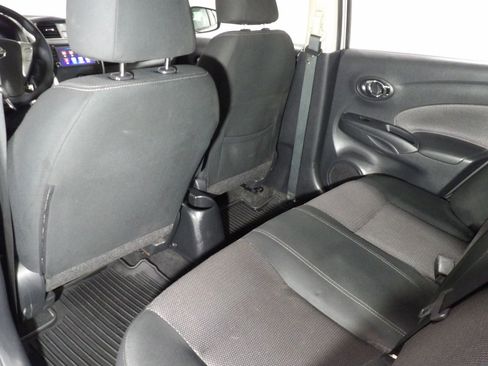 Used 2019 Nissan Versa SV FWD image 10