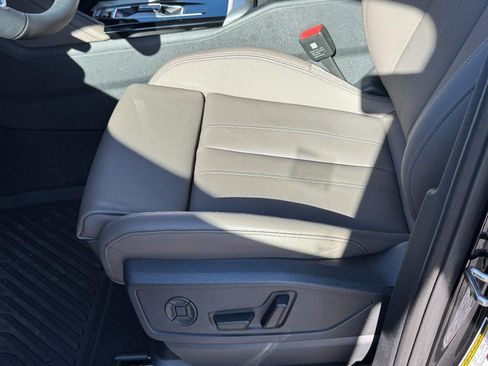 Used 2025 Audi Q5 Premium Plus AWD/4WD image 18