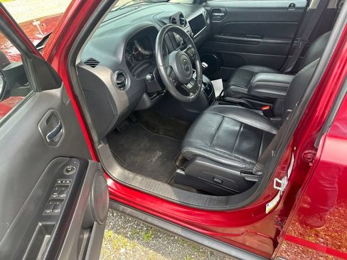 Used 2016 Jeep Patriot High Altitude AWD/4WD image 18