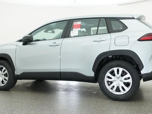 New 2026 Toyota Corolla Cross L image 9
