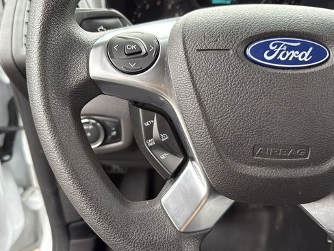 Used 2018 Ford Transit Connect XL image 17