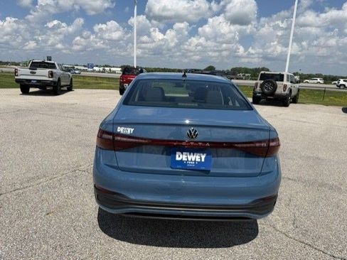 Used 2025 Volkswagen Jetta S FWD image 7
