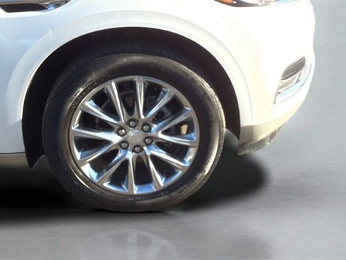 Used 2020 Buick Enclave Premium w/ Sun and Sites Package image 24