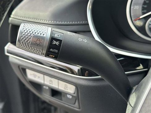 Used 2023 Genesis G80 2.5T image 21