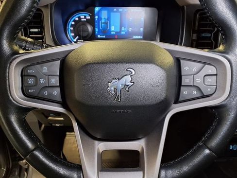 Used 2022 Ford Bronco Wildtrak AWD/4WD image 11