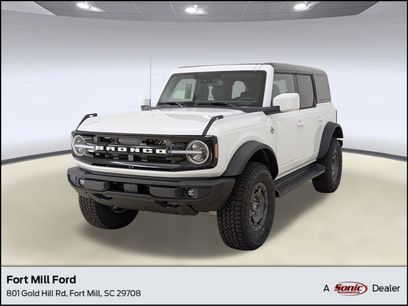 New 2025 Ford Bronco Outer Banks w/ Sasquatch Package