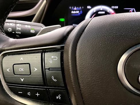 Used 2019 Lexus ES 300h w/ Premium Package FWD image 23