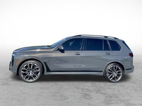 Used 2024 BMW X7 xDrive40i w/ M Sport Package AWD/4WD image 8
