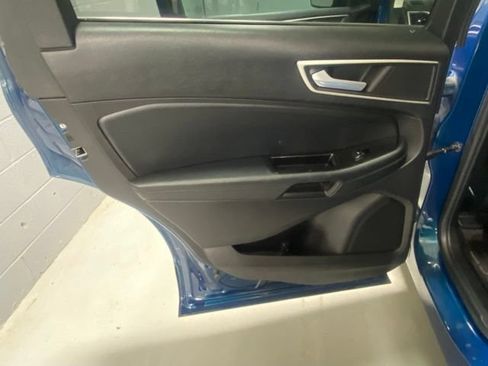 Used 2020 Ford Edge SEL w/ Cold Weather Package AWD/4WD image 8