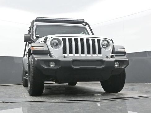 Used 2023 Jeep Wrangler Unlimited Sport AWD/4WD image 58