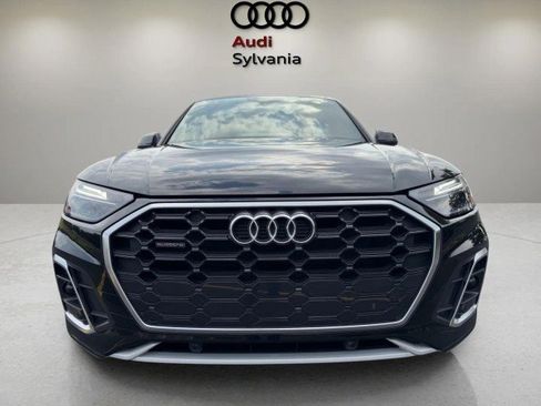 Used 2022 Audi Q5 2.0T Premium w/ Convenience Package AWD/4WD image 3