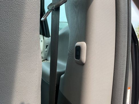 Used 2017 Toyota Sienna XLE w/ XLE Navigation Package AWD/4WD image 43