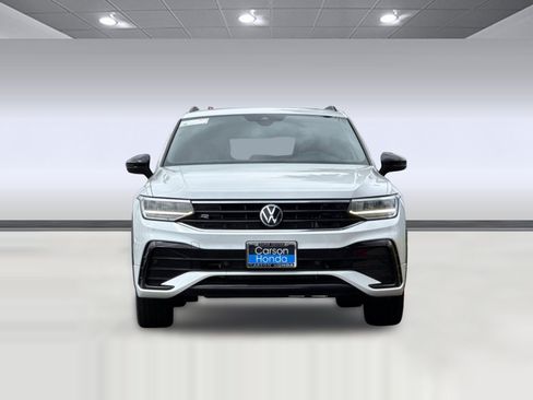 Used 2022 Volkswagen Tiguan SE R-Line FWD image 6