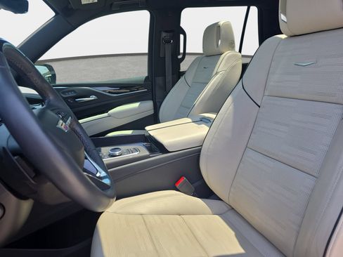 Used 2023 Cadillac Escalade Sport w/ Touring Package AWD/4WD image 15