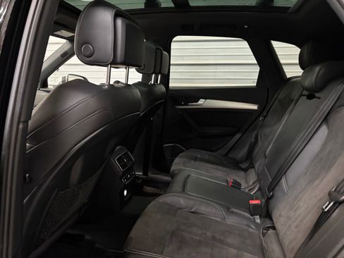 Used 2018 Audi SQ5 Prestige w/ Prestige Package image 24