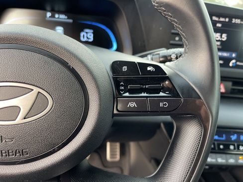 Certified 2025 Hyundai Elantra Sport w/ Cargo Package image 17